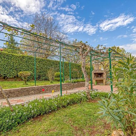 Apartment Flores Stari Pazin 외부 사진