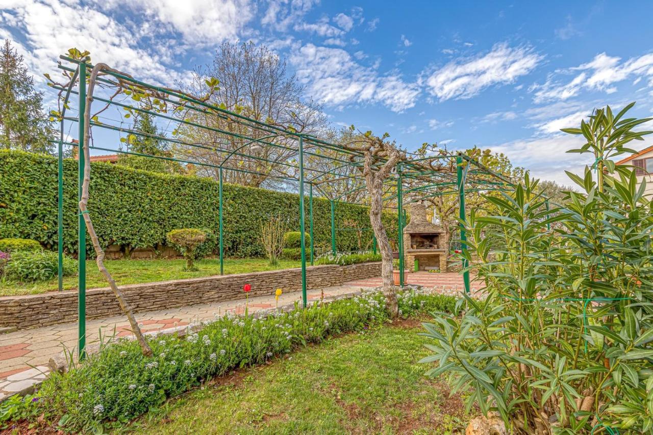 Apartment Flores Stari Pazin 외부 사진
