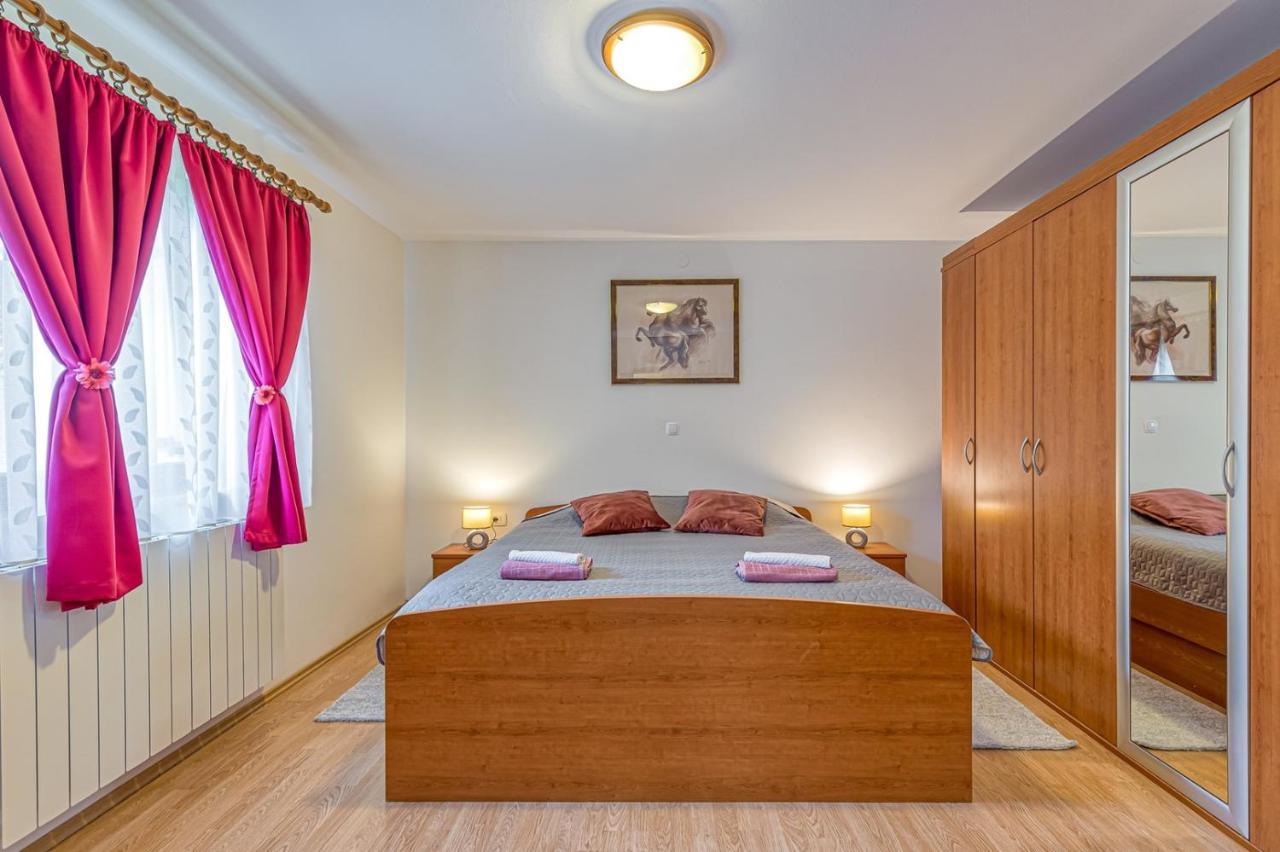 Apartment Flores Stari Pazin 외부 사진